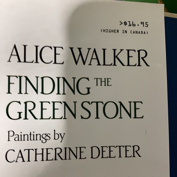 Hardback book “Alice Walker Finding the Greenstone”paintings by Catherine Deeter - Picture 6 of 9
